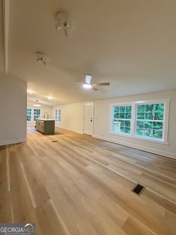 128 Somerset Place, Dahlonega, GA 30533