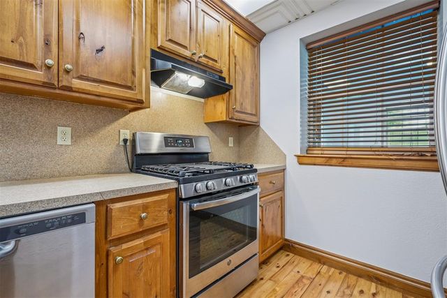 102 SE 1st Street, Tuttle, OK 73089