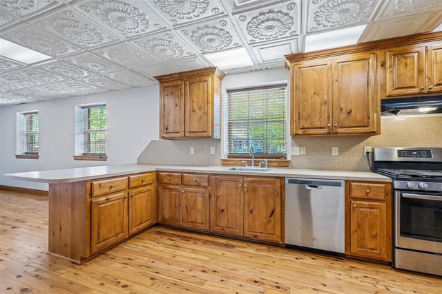 102 SE 1st Street, Tuttle, OK 73089