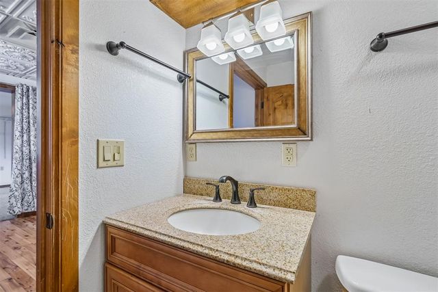 102 SE 1st Street, Tuttle, OK 73089