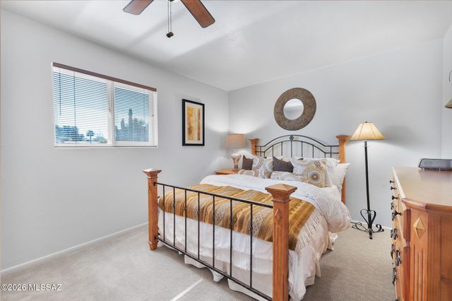 1336 N Paseo De Golf, Green Valley, AZ 85614