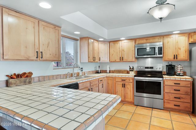 1336 N Paseo De Golf, Green Valley, AZ 85614