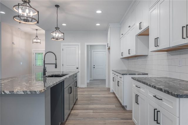 5427 Zachary Lane, Dayton, OH 45424