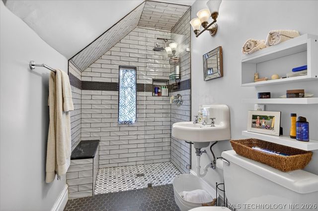 1423 SE Delaware Avenue, Bartlesville, OK 74003