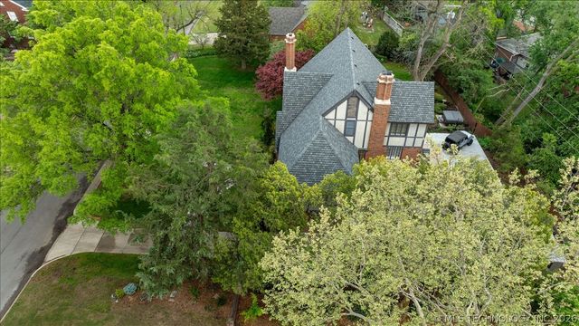 1423 SE Delaware Avenue, Bartlesville, OK 74003