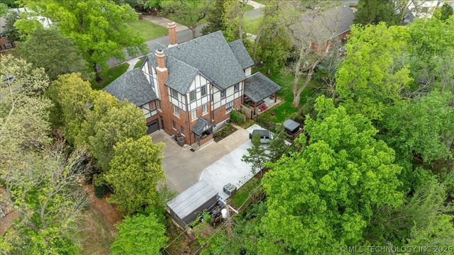1423 SE Delaware Avenue, Bartlesville, OK 74003