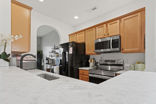 213 Killarney Trail, Moncks Corner, SC 29461