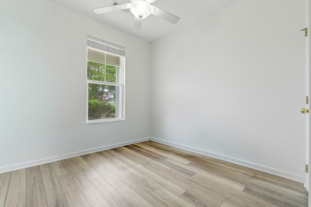 213 Killarney Trail, Moncks Corner, SC 29461