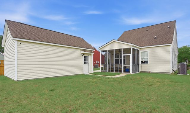 213 Killarney Trail, Moncks Corner, SC 29461