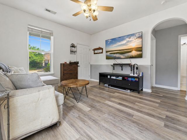 213 Killarney Trail, Moncks Corner, SC 29461
