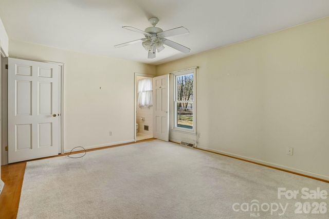 6 Crestwood Lane, Candler, NC 28715