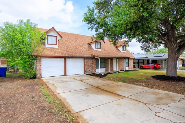 8007 LATIGO DR, San Antonio, TX 78227