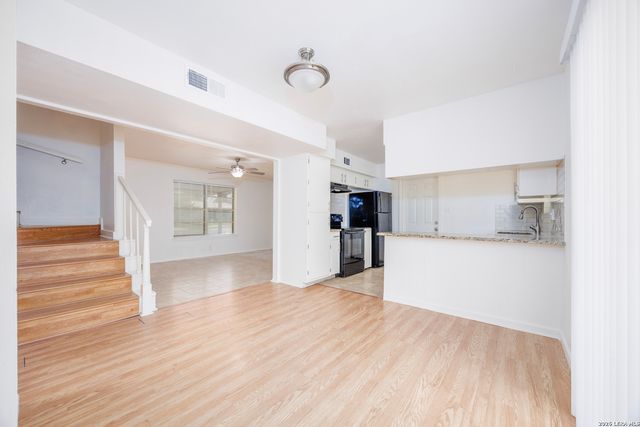 8007 LATIGO DR, San Antonio, TX 78227