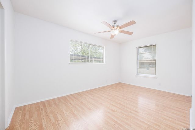 8007 LATIGO DR, San Antonio, TX 78227