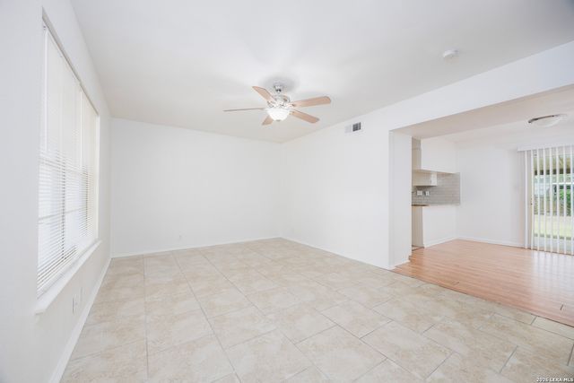 8007 LATIGO DR, San Antonio, TX 78227