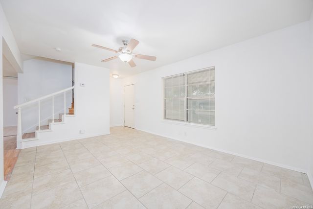 8007 LATIGO DR, San Antonio, TX 78227