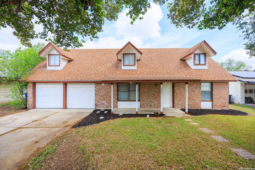 8007 LATIGO DR, San Antonio, TX 78227