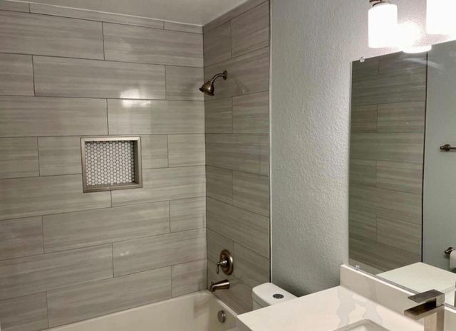 3116 Creek Bank Lane, Pearland, TX 77581