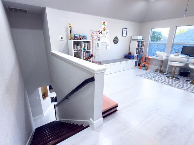 7906 Thorneywood Road, Plano, TX 75024