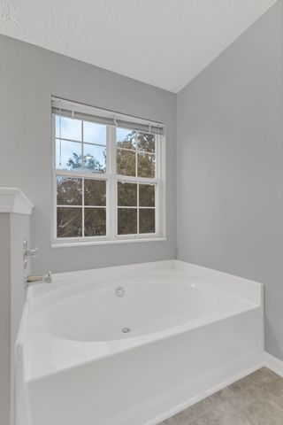 3629 Longhaven Xing, Antioch, TN 37013