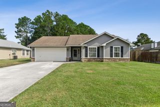 102 Almond Circle, Kingsland, GA 31548