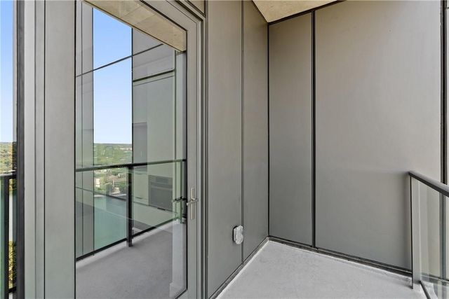 44 East Ave 2011, Austin, TX 78701