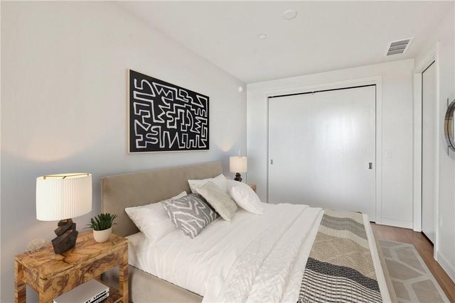 44 East Ave 2011, Austin, TX 78701