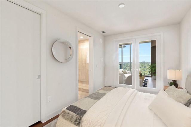 44 East Ave 2011, Austin, TX 78701