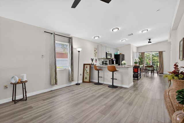 700 NW 17th Terrace, Pompano Beach, FL 33069