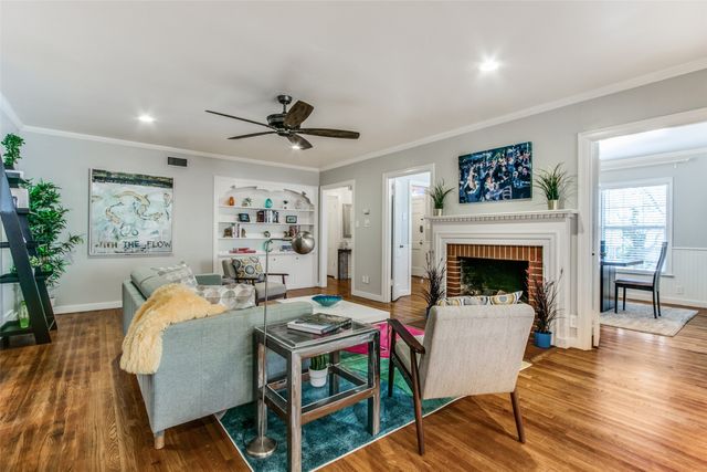 2012 N Locust Street, Denton, TX 76209