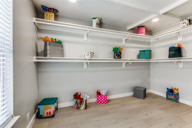 2012 N Locust Street, Denton, TX 76209