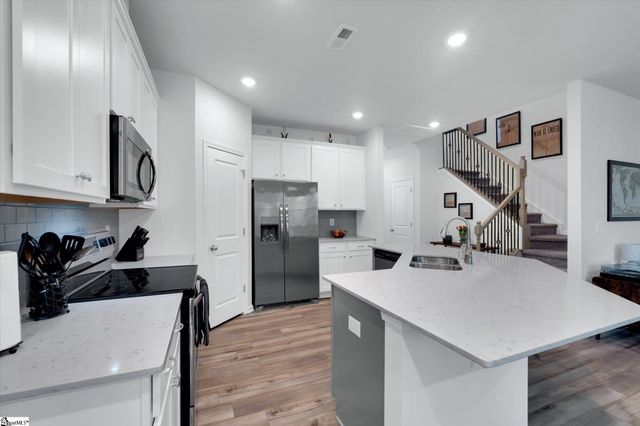 259 E Compass Way, Easley, SC 29640