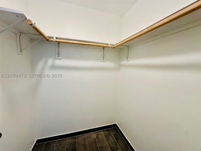 7915 SW 86th St 704, Miami, FL 33143