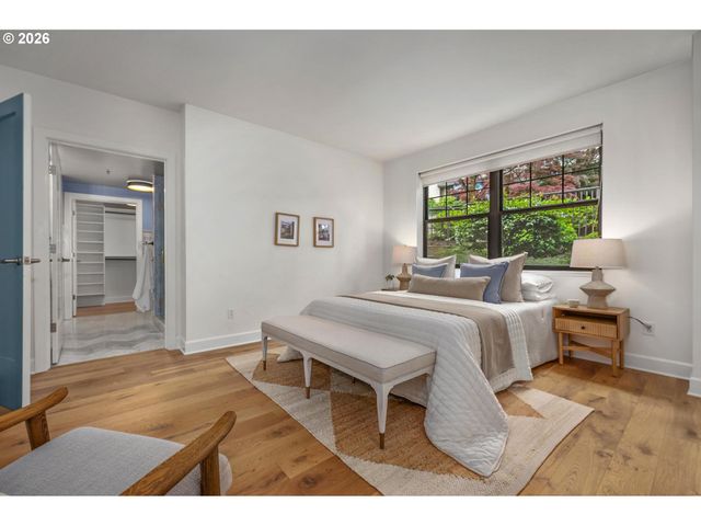 2430 Nw WESTOVER Rd 201, Portland, OR 97210