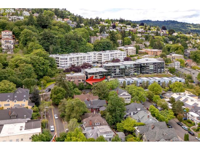 2430 Nw WESTOVER Rd 201, Portland, OR 97210