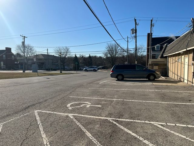 401 W Irving Park Road 1, Itasca, IL 60143