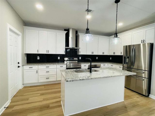 3189 Jackson, Hapeville, GA 30354