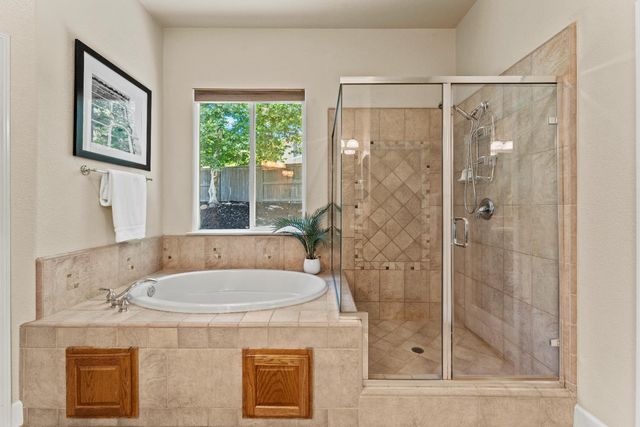 385 Esatto Pl, El Dorado Hills, CA 95762