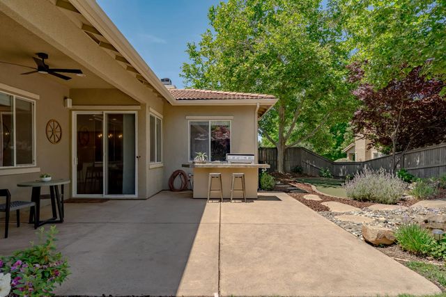 385 Esatto Pl, El Dorado Hills, CA 95762