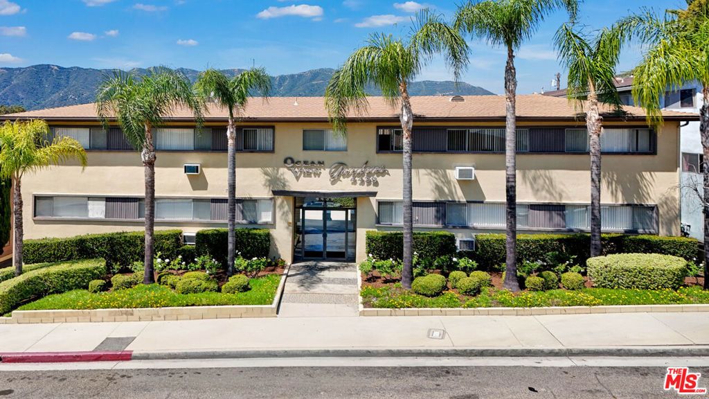 Image 2 of property listing at 4439 Ocean View Boulevard, Montrose, CA 91020