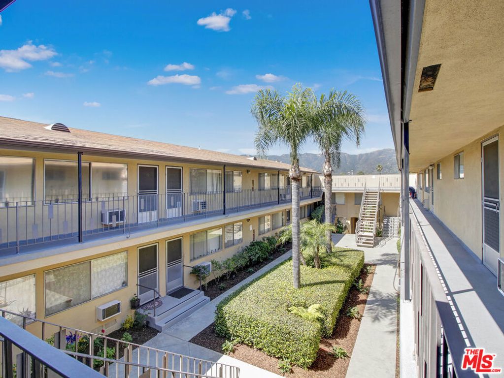 Image 7 of property listing at 4439 Ocean View Boulevard, Montrose, CA 91020