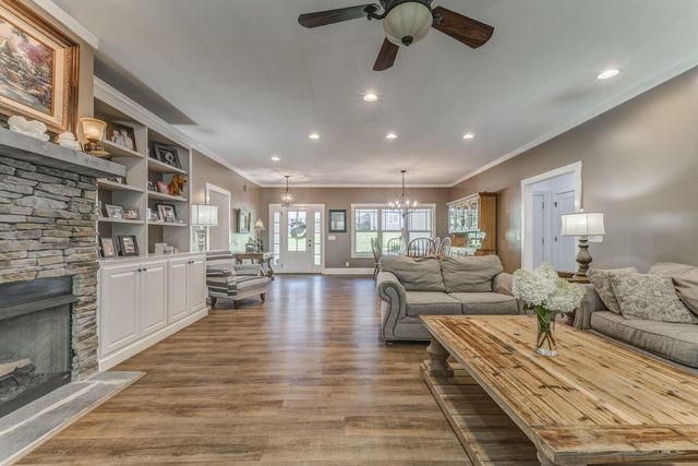 1080 Estate Drive, Dalton, GA 30720