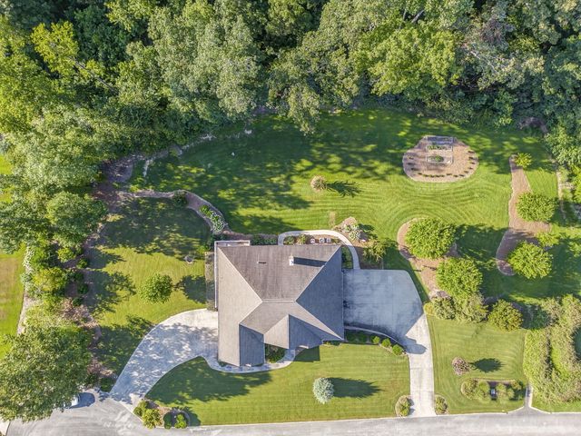 1080 Estate Drive, Dalton, GA 30720