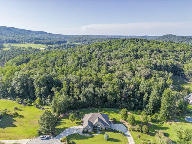 1080 Estate Drive, Dalton, GA 30720