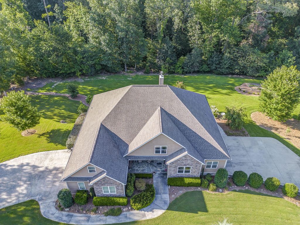 1080 Estate Drive, Dalton, GA 30720