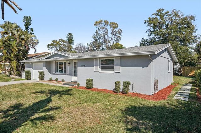 6832 16TH WAY S, St Petersburg, FL 33712