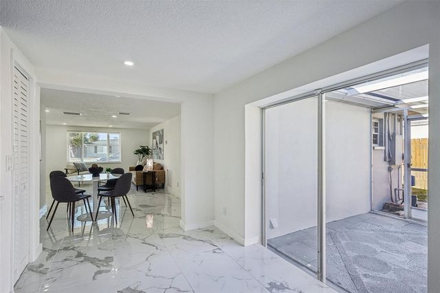 6832 16TH WAY S, St Petersburg, FL 33712