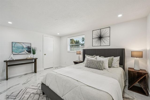 6832 16TH WAY S, St Petersburg, FL 33712