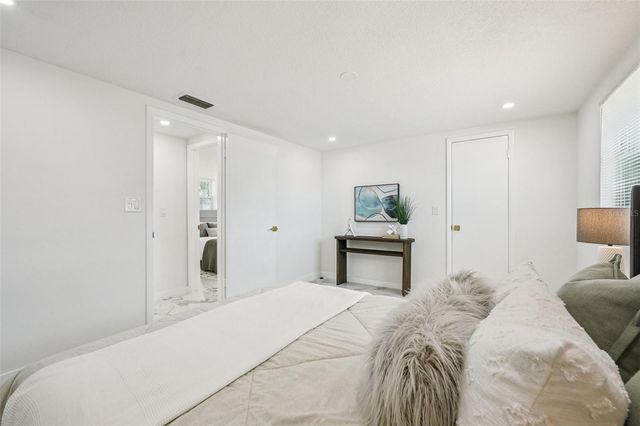 6832 16TH WAY S, St Petersburg, FL 33712