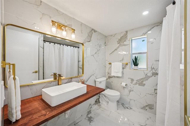 6832 16TH WAY S, St Petersburg, FL 33712